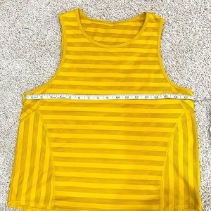 Lululemon tank